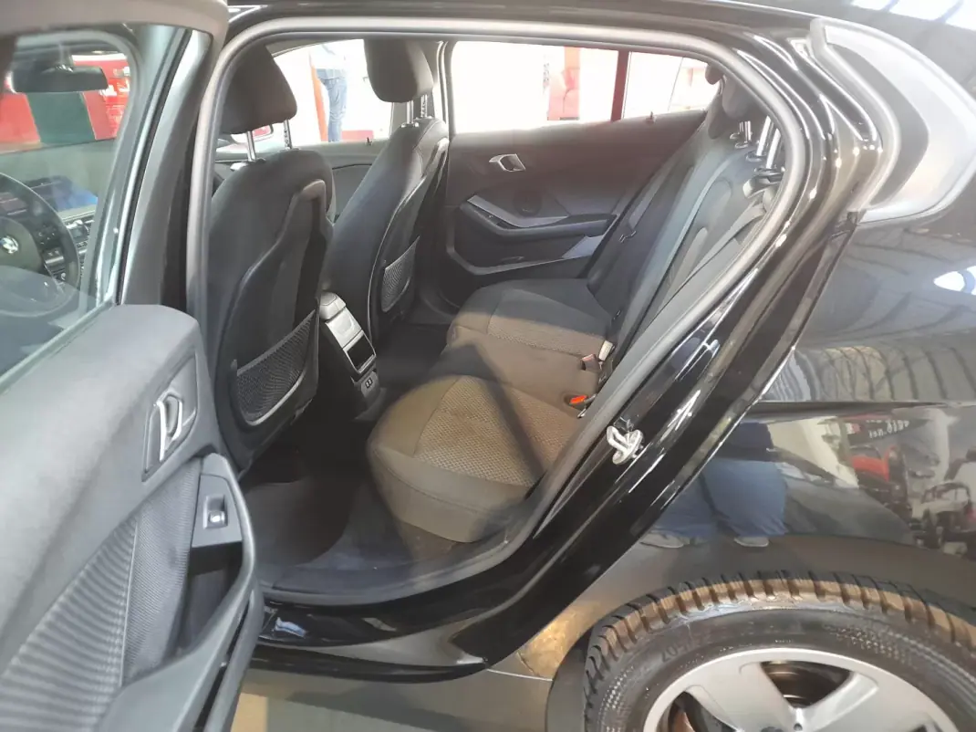 BMW 116 2022 - 23490 EUR, 83559 km - AUTO.MOTO.pt - 83559km - foto 9 de 16