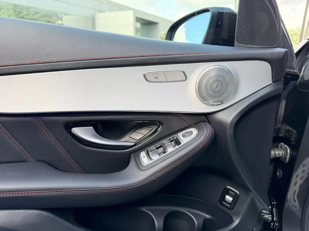 Mercedes-Benz GLC 43 AMG 2021 - 59000 EUR, 112000 km - AUTO.MOTO.pt - 112000km - foto 9 de 18