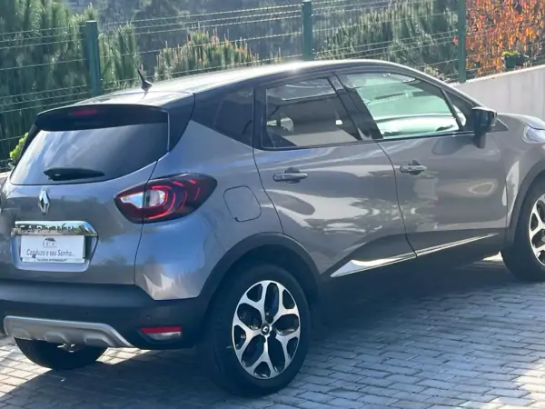 Renault Captur 2019 - 16990 EUR, 90898 km - AUTO.MOTO.pt - 90898km - foto 21 de 37