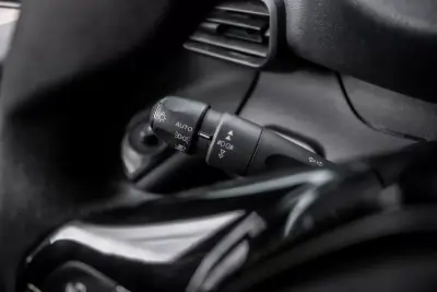 Peugeot Partner BlueHDi 100 L2 Cabine Dupla 2021 - 12990 EUR, 103902 km - AUTO.MOTO.pt - 103902km - foto 14 de 28