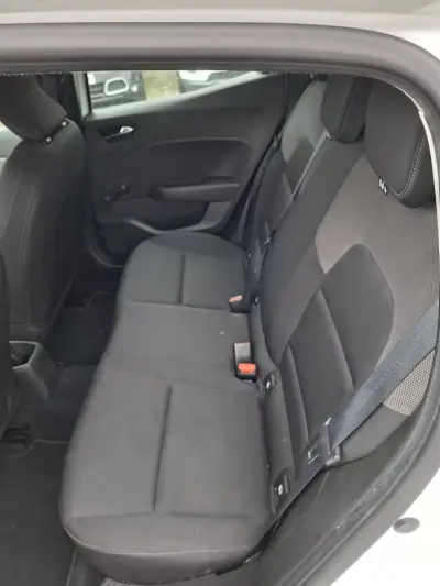 Renault Clio 2020 - 13250 EUR, 54500 km - AUTO.MOTO.pt - 54500km - foto 13 de 25