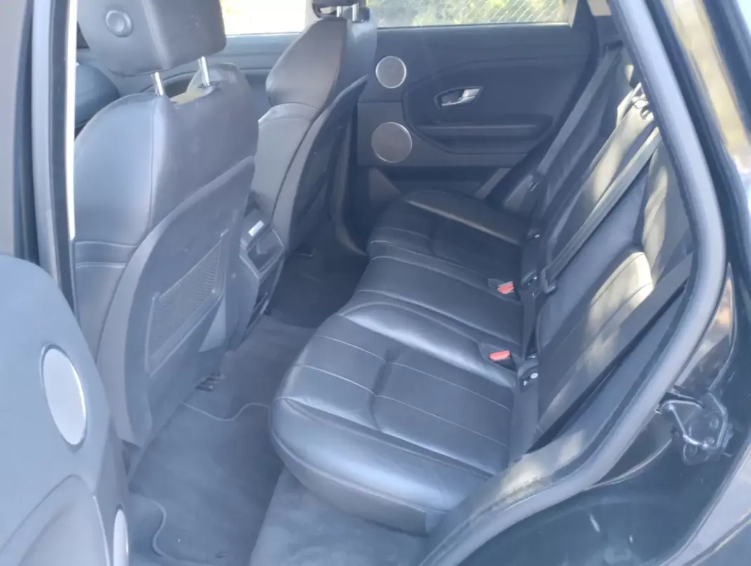 Land Rover Range Rover Evoque 2017 - 19500 EUR, 180000 km - 180000km - foto 18 de 30