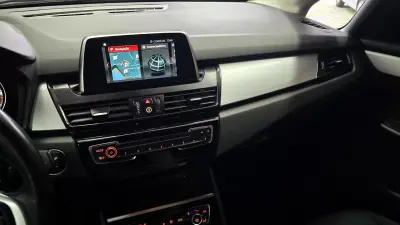 BMW 216 Active Tourer 2019 - 16890 EUR, 108650 km - AUTO.MOTO.pt - 108650km - foto 24 de 69