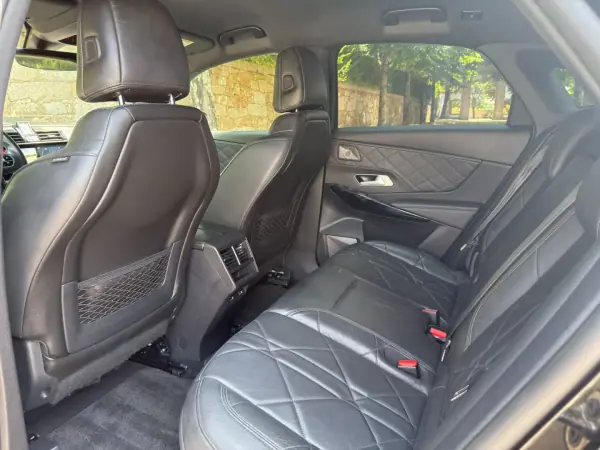 DS DS7 Crossback 2020 - 24000 EUR, 88000 km - AUTO.MOTO.pt - 88000km - foto 17 de 23