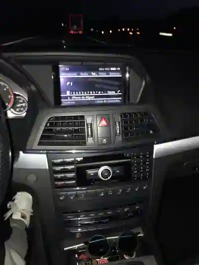 Mercedes-Benz E 250 2010 - 23000 EUR, 212000 km - AUTO.MOTO.pt - 212000km - foto 3 de 20