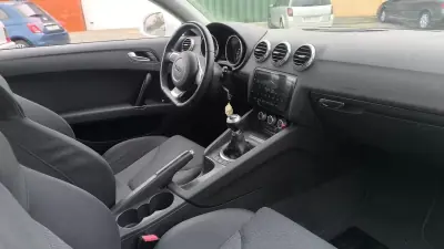 Audi TT Coupé 2011 - 12900 EUR, 170000 km - 170000km - foto 12 de 19