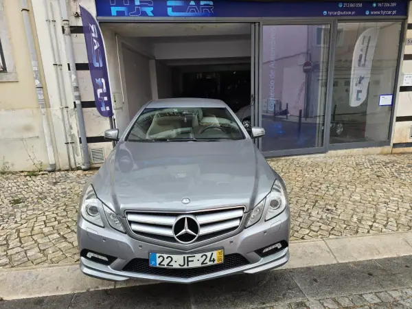 Mercedes-Benz E 250 2010 - 15999 EUR, 212000 km - 212000km - foto 2 de 23