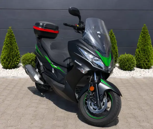 Kawasaki 2019 - 3490 EUR, 3698 km - AUTO.MOTO.pt - 3698km - foto 7 de 17