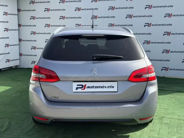 Peugeot 308 SW 2020 - 13500 EUR, 135191 km - AUTO.MOTO.pt - 135191km - foto 8 de 21