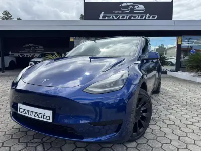 Tesla Model Y 2024 - 38000km