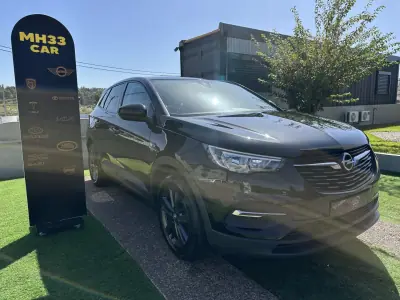 Opel Grandland X 2020 - 15900 EUR, 160000 km - 160000km - foto 1 de 55