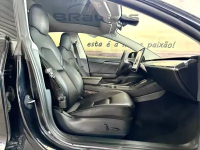 Tesla Model 3 2022 - 35900 EUR, 65444 km - AUTO.MOTO.pt - 65444km - foto 13 de 29