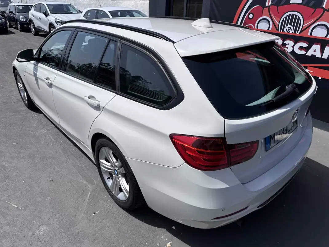BMW 318 2014 - 12900 EUR, 200000 km - AUTO.MOTO.pt - 200000km - foto 12 de 52