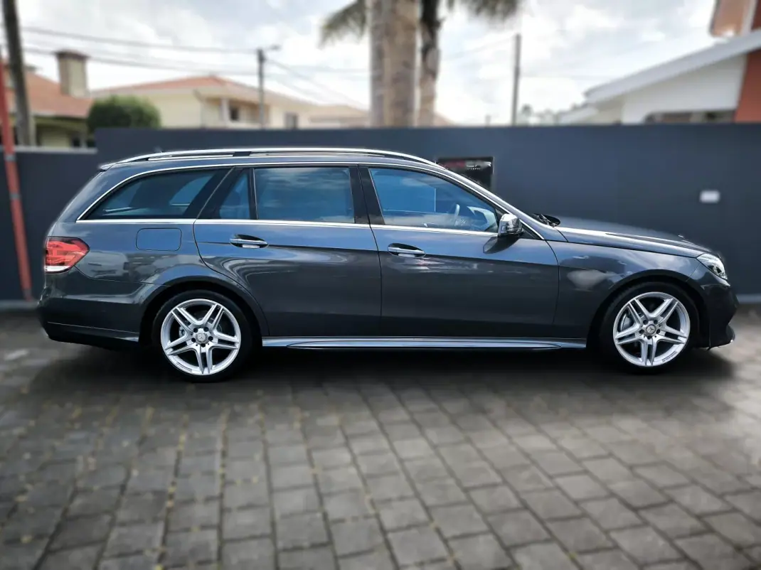 Mercedes-Benz E 250 2013 - 12950 EUR, 369000 km - AUTO.MOTO.pt - 369000km - foto 14 de 41