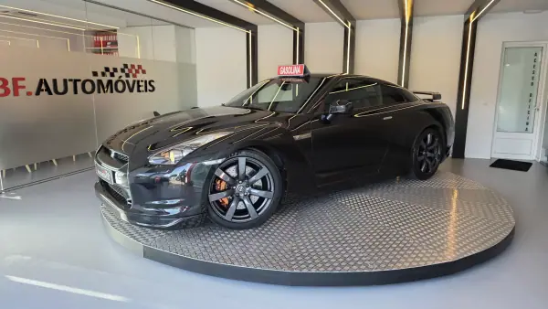 Nissan GT-R 2009 - 89500 EUR, 33009 km - AUTO.MOTO.pt - 33009km - foto 2 de 65