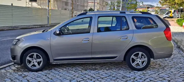 Dacia Logan MCV 2014 - 6990 EUR, 125000 km - AUTO.MOTO.pt - 125000km - foto 4 de 23