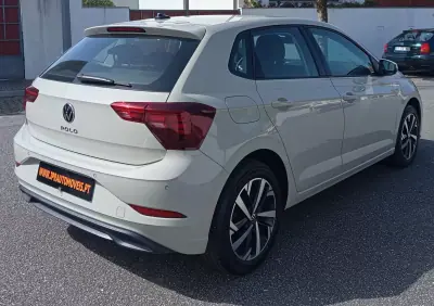 Volkswagen Polo 2023 - 14490 EUR, 125000 km - AUTO.MOTO.pt - 125000km - foto 5 de 18