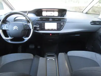 Citroën C4 Picasso 2017 - 12990 EUR, 175000 km - AUTO.MOTO.pt - 175000km - foto 32 de 44