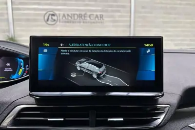 Peugeot 3008 2021 - 23450 EUR, 45084 km - AUTO.MOTO.pt - 45084km - foto 24 de 51