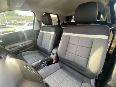 Citroën C4 Cactus 2019 - 18750 EUR, 72912 km - AUTO.MOTO.pt - 72912km - foto 22 de 54