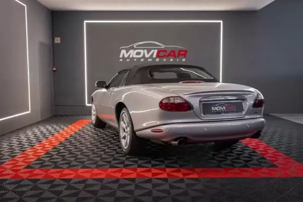 Jaguar XK 2001 - 31490 EUR, 113965 km - AUTO.MOTO.pt - 113965km - foto 4 de 29