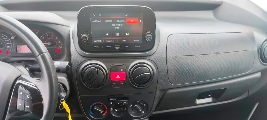 Fiat FIORINO C/IVA AC PORTA LATERAL 2020 - 9750 EUR, 166000 km - AUTO.MOTO.pt - 166000km - foto 9 de 11