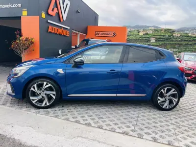 Renault Clio 2023 - 18500 EUR, 70053 km - 70053km - foto 4 de 12