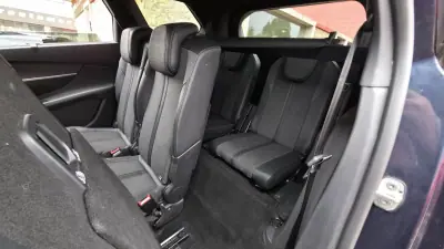 Peugeot 5008 2019 - 17990 EUR, 131000 km - AUTO.MOTO.pt - 131000km - foto 13 de 30