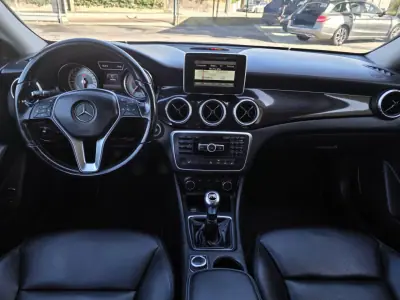 Mercedes-Benz CLA 180 2014 - 17990 EUR, 134000 km - AUTO.MOTO.pt - 134000km - foto 19 de 34