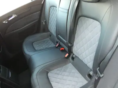 Mercedes-Benz CLS 250 2015 - 22500 EUR, 278000 km - AUTO.MOTO.pt - 278000km - foto 17 de 42