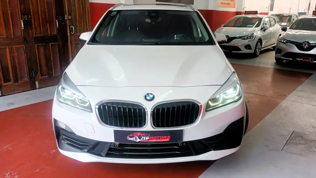 BMW 225xe Active Tourer 2019 - 18750 EUR, 156212 km - AUTO.MOTO.pt - 156212km - foto 13 de 68