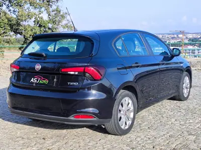 Fiat Tipo 2019 - 8900 EUR, 124662 km - AUTO.MOTO.pt - 124662km - foto 9 de 22
