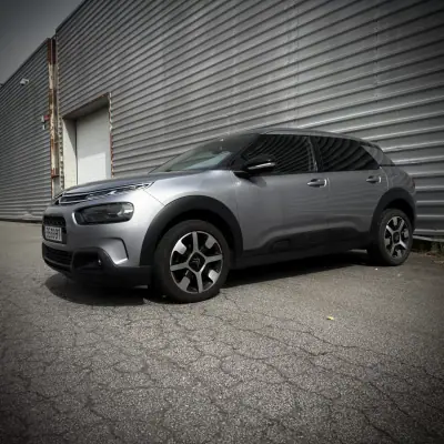 Citroën C4 Cactus 2018 - 11900 EUR, 114000 km - AUTO.MOTO.pt - 114000km - foto 3 de 22