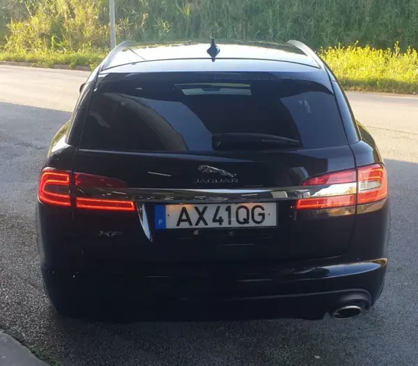 Jaguar XF Sportbrake 2015 - 19990 EUR, 179000 km - AUTO.MOTO.pt - 179000km - foto 6 de 29