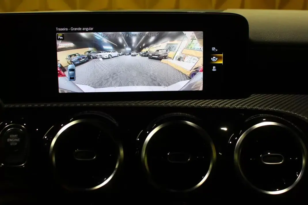 Mercedes-Benz A 250 2020 - 23900 EUR, 140000 km - AUTO.MOTO.pt - 140000km - foto 26 de 35