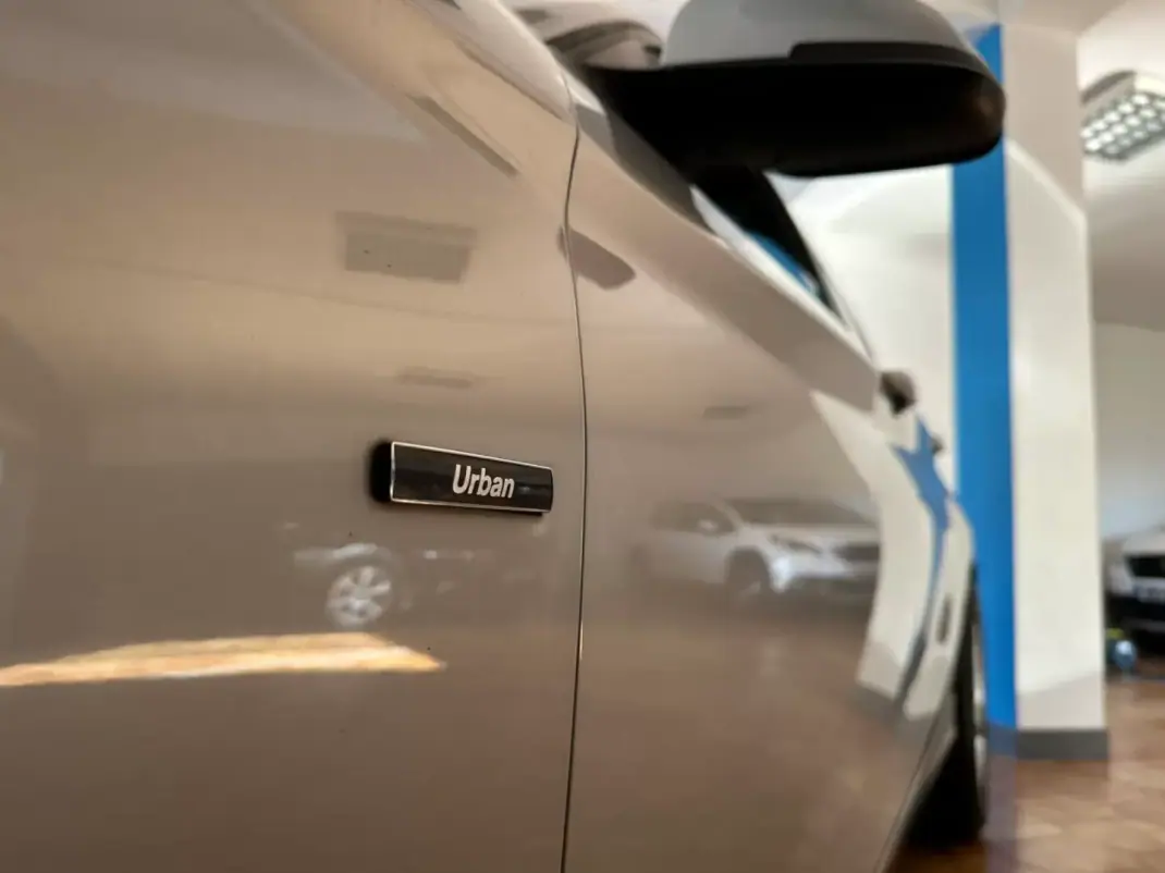 BMW 116 2012 - 13900 EUR, 223396 km - AUTO.MOTO.pt - 223396km - foto 21 de 25