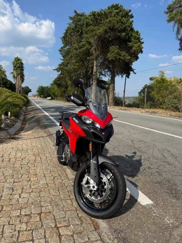 Ducati Multistrada 1260 Enduro 2024 - 13950 EUR, 3200 km - AUTO.MOTO.pt - 3200km - foto 4 de 5