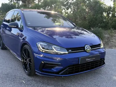 Volkswagen Golf 2018 - 35999 EUR, 80000 km - AUTO.MOTO.pt - 80000km - foto 13 de 23