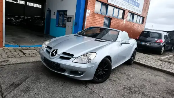 Mercedes-Benz SLK 200 2006 - 13900 EUR, 173000 km - AUTO.MOTO.pt - 173000km - foto 16 de 18