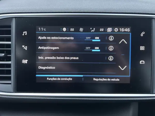 Peugeot 308 2020 - 15500 EUR, 73870 km - AUTO.MOTO.pt - 73870km - foto 11 de 17