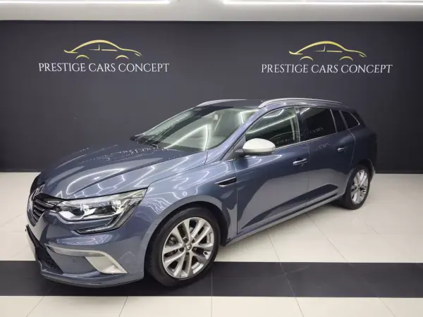 Renault Mégane Sport Tourer 2018 - 14450 EUR, 246155 km - AUTO.MOTO.pt - 246155km - foto 7 de 37
