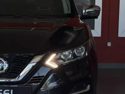 Nissan Qashqai 2018 - 16990 EUR, 168662 km - AUTO.MOTO.pt - 168662km - foto 4 de 21