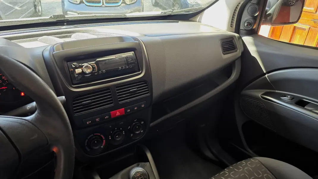 Fiat Doblo 2013 - 7750 EUR, 220583 km - AUTO.MOTO.pt - 220583km - foto 16 de 33