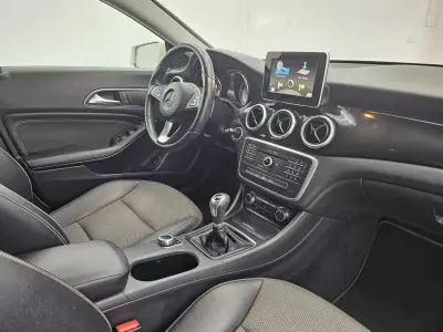 Mercedes-Benz CLA 180 2015 - 14000 EUR, 205367 km - 205367km - foto 25 de 51