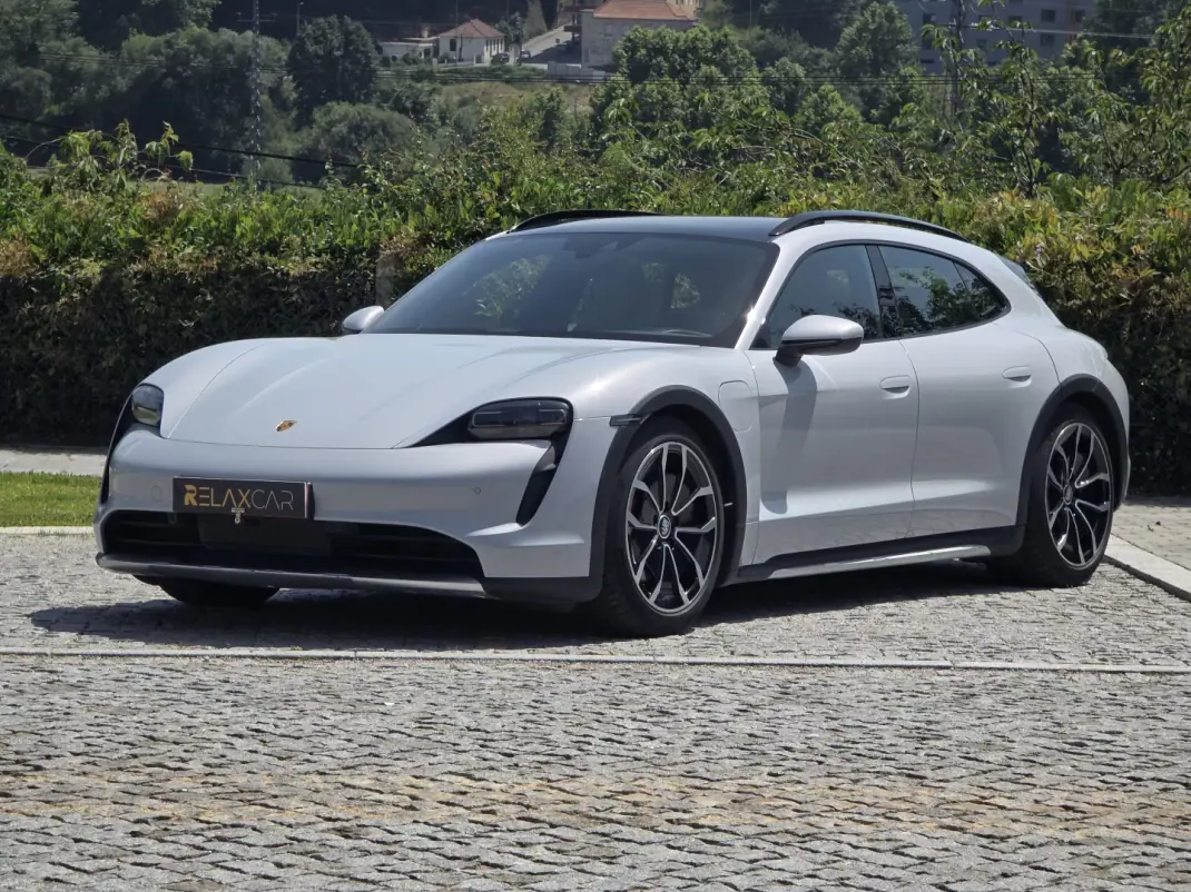 Porsche Taycan Cross Turismo 2021 - 65499 EUR, 59000 km - AUTO.MOTO.pt - 59000km - foto 40 de 40