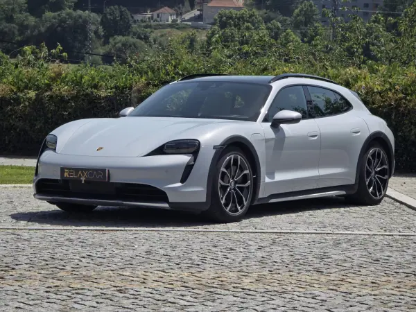 Porsche Taycan Cross Turismo 2021 - 65499 EUR, 59000 km - AUTO.MOTO.pt - 59000km - foto 40 de 40