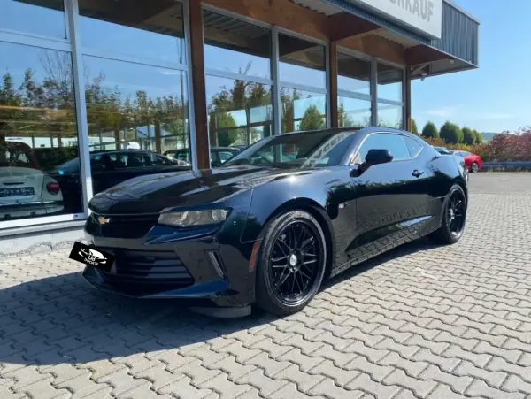 Chevrolet Camaro 2018 - 31000 EUR, 29000 km - AUTO.MOTO.pt - 29000km - foto 2 de 13