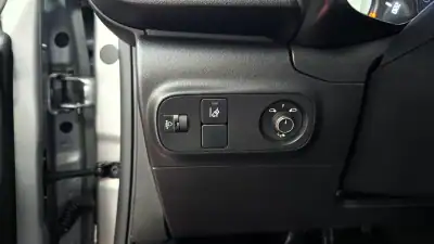 Citroën C3 2019 - 12750 EUR, 56334 km - AUTO.MOTO.pt - 56334km - foto 23 de 75