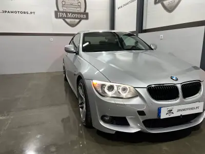 BMW 320 2010 — foto 4 de 32