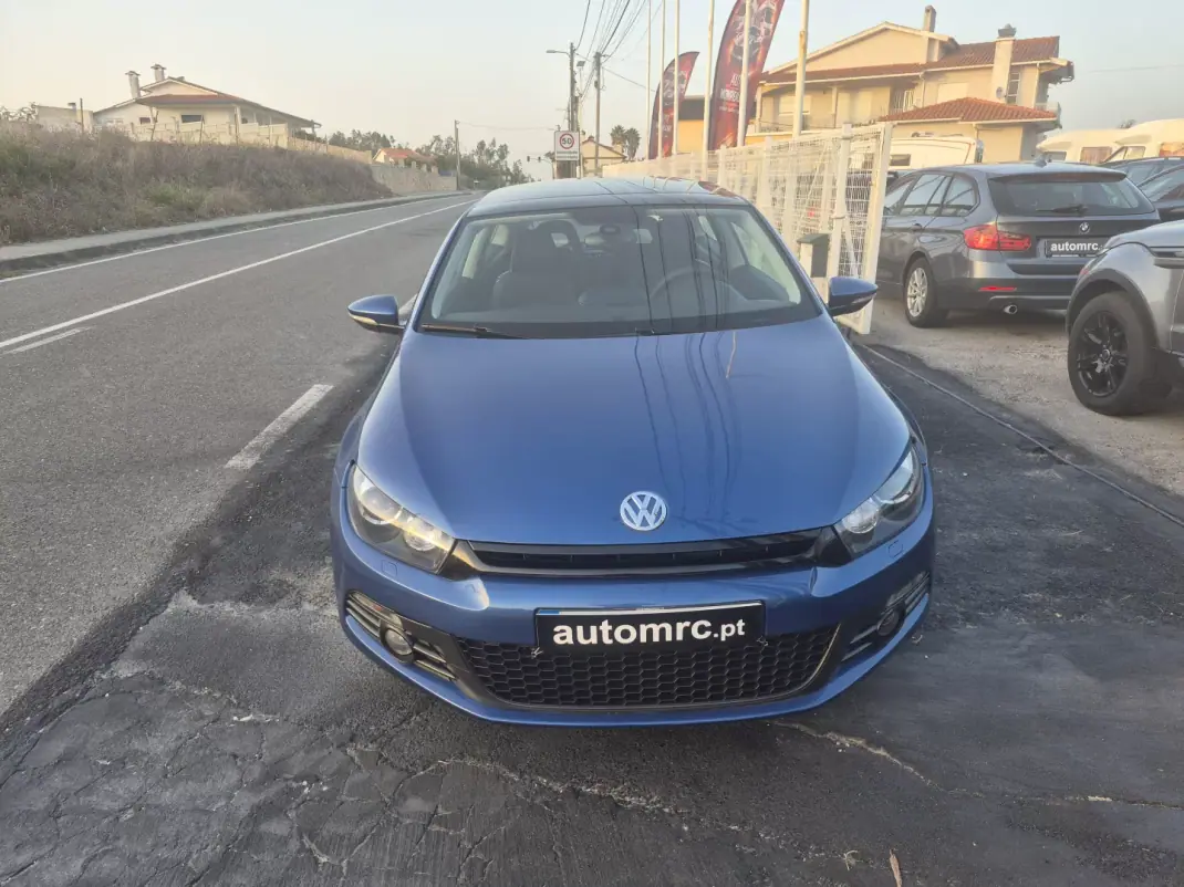 Volkswagen Scirocco 2010 - 10900 EUR, 165500 km - 165500km - foto 29 de 32